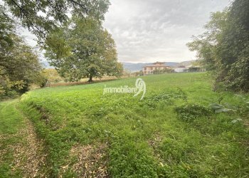 Foto 1 - Terreno edificabile Via Fontamara
 
1, Ocre - foto 1