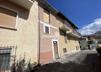 Foto 2 - Independent house Via dei Santi
 
15, L'Aquila - photo 2