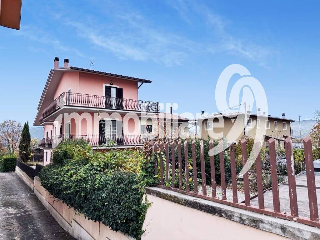 Foto 3 - Casa indipendente s.s.17 Bis, L'Aquila - foto 3