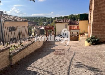 Foto 5 - Villa a Schiera via Montagnino
 
11, L'Aquila - foto 5