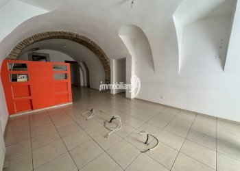 Foto 2 - Commercial Premises Via Vittorio Veneto
snc, L'Aquila - photo 2