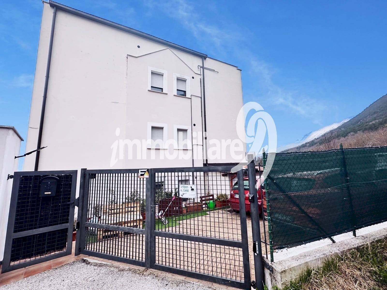 Foto 3 - Three-room apartment Via S. Giuseppe
50/a, L'Aquila - photo 3