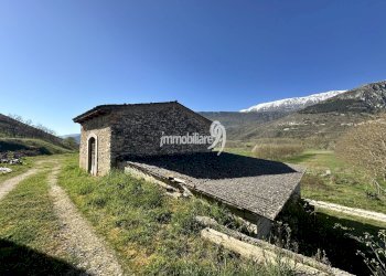 Foto 1 - Rustico via Comunale
 
snc, Fossa - foto 1