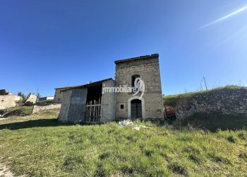 Foto 3 - Rustico via Comunale
 
snc, Fossa - foto 3