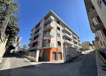 Foto 1 - Trilocale via dei Merletti
 
8, L'Aquila - foto 1