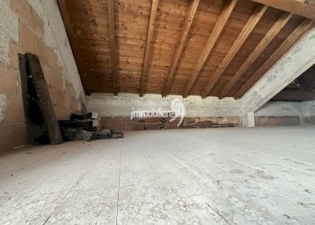 Foto 26 - Villa via santa croce
 
10, L'Aquila - foto 25