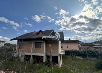 Foto 32 - Villa via santa croce
 
10, L'Aquila - foto 31