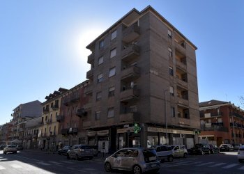 Foto 2 - Stabile - Palazzo Via Sestriere
 
33, Moncalieri - foto 2