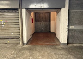 Foto 1 - Box Via Giaglione
 
1, Torino - photo 1