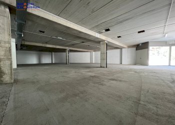 Foto 6 - Locale Commerciale Località Grande Charriere, Saint-Christophe - foto 6