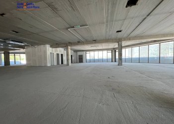 Foto 7 - Locale Commerciale Località Grande Charriere, Saint-Christophe - foto 7