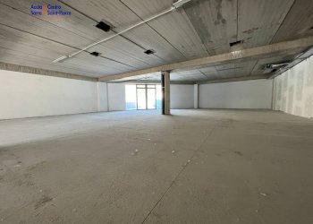 Foto 10 - Locale Commerciale Località Grande Charriere, Saint-Christophe - foto 10