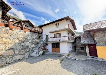 Foto 2 - Magazzino Località Chez Merloz, Bionaz - foto 2