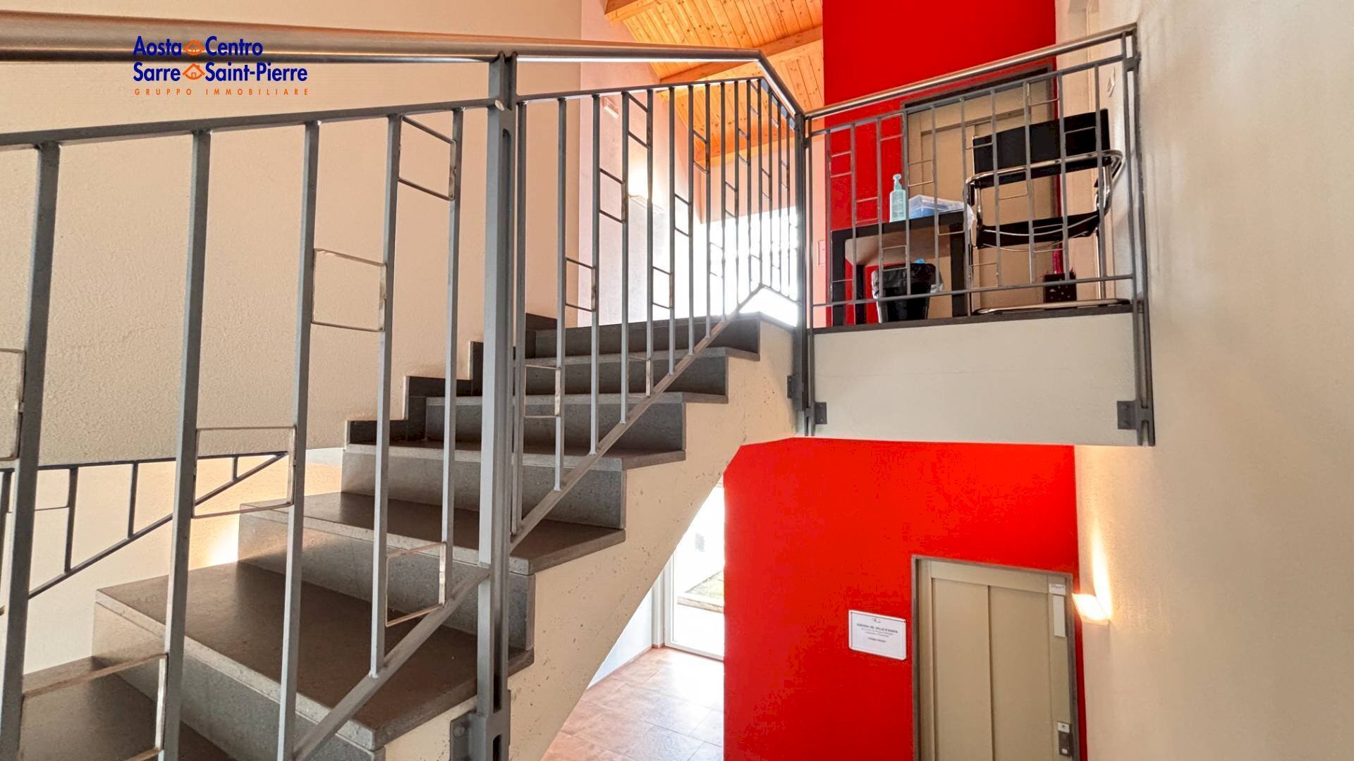 Foto 2 - Ufficio Località Grand Chemin
 
45/B, Saint-Christophe - foto 2