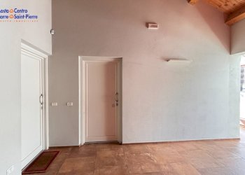 Foto 4 - Ufficio Località Grand Chemin
 
45/B, Saint-Christophe - foto 4