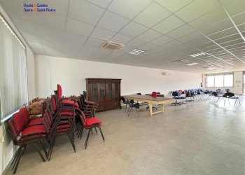 Foto 7 - Locale Commerciale Via Lavoratori Vittime Col du Mont
 
23, Aosta - foto 7