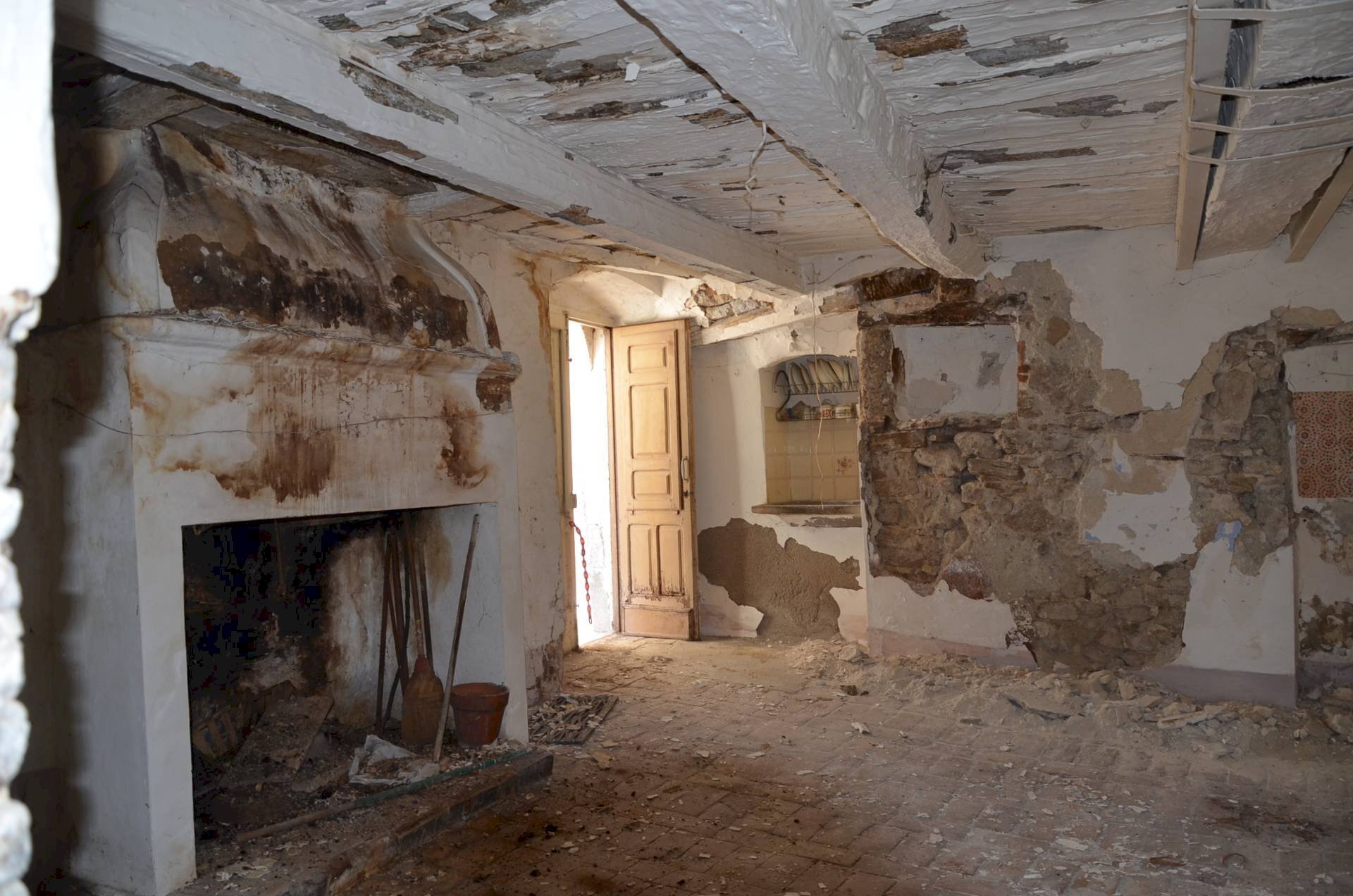 cucina - Quadrilocale vico fornicello, Bomba - foto 2