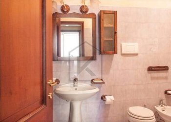 Foto 9 - Monolocale Via Vittorio Veneto
 
2, Bellano - foto 9