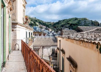 Foto 1 - Hotel Via Castellett, Modica - foto 1