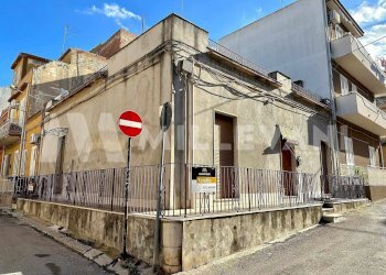 Foto 1 - Casa indipendente via Dogali
 
42, Pozzallo - foto 1