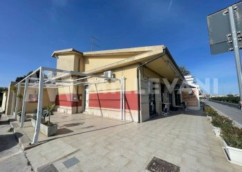 Foto 2 - Attività Commerciale Via Fallira, Ragusa - foto 2