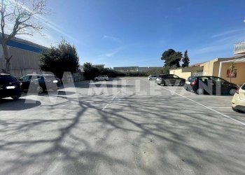 Foto 3 - Attività Commerciale Via Fallira, Ragusa - foto 3