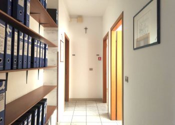 Foto 3 - Ufficio Via Vico Bernardo Strozzi
 
114/C, Modica - foto 3