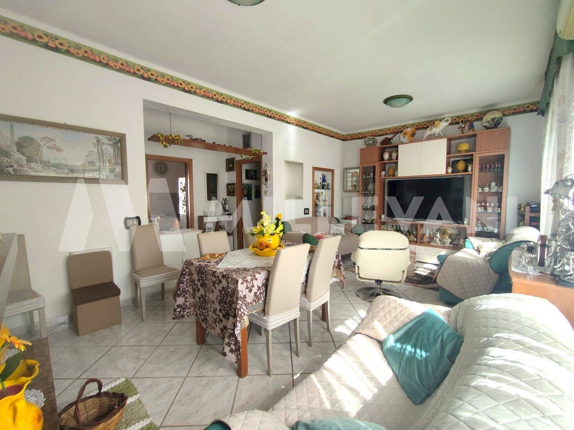 Foto 3 - Appartamento Via Ugo Foscolo
 
1, Scicli - foto 3