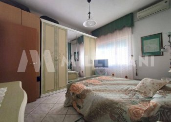 Foto 9 - Appartamento Via Ugo Foscolo
 
1, Scicli - foto 9