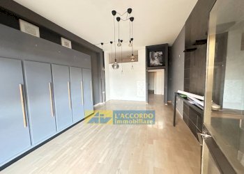 Foto 2 - Locale Commerciale VIA GABRIELE D'ANNUNZIO
 
51, Cepagatti - foto 2