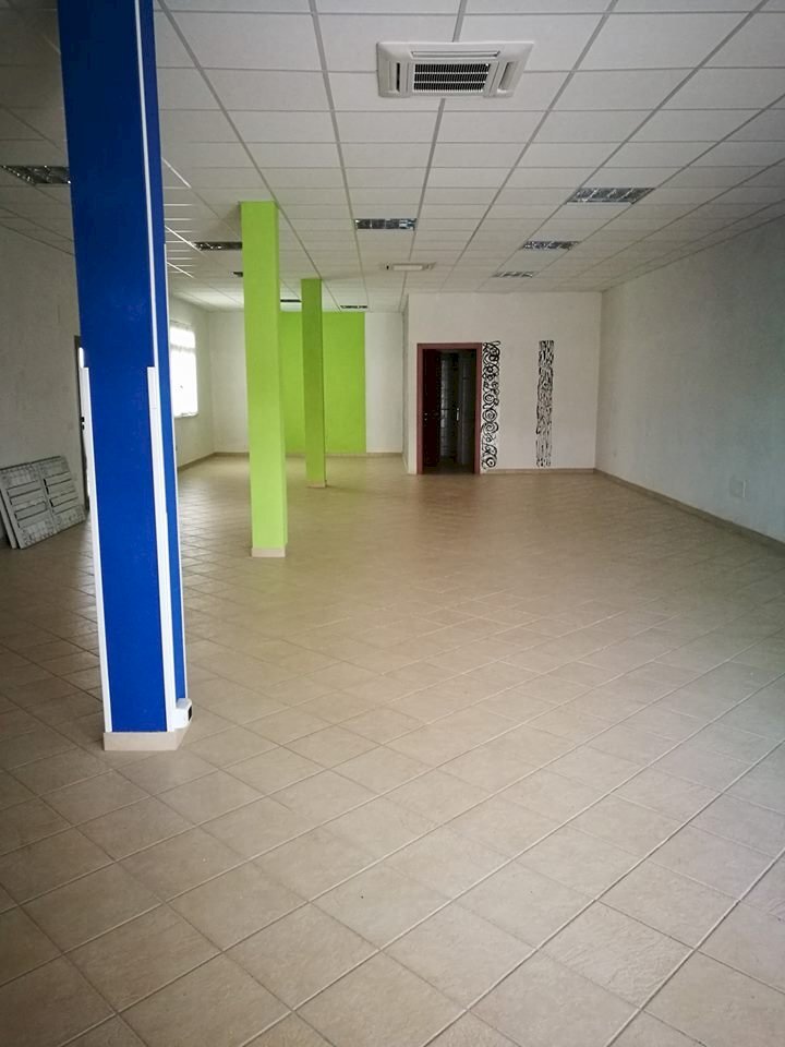 Foto 1 - Negozio Cerreto Guidi - foto 1