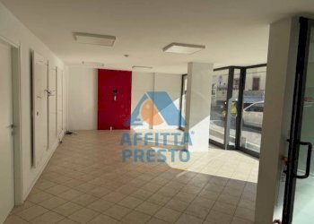 Foto 2 - Commercial Activity Empoli - photo 2