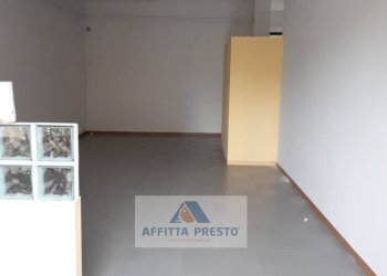 Foto 3 - Commercial Activity Capraia e Limite - photo 3