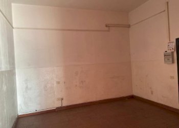 Foto 2 - Capannone Cerreto Guidi - foto 2