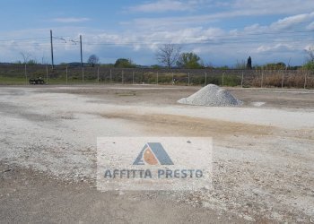 Foto 2 - Magazzino Empoli - foto 2