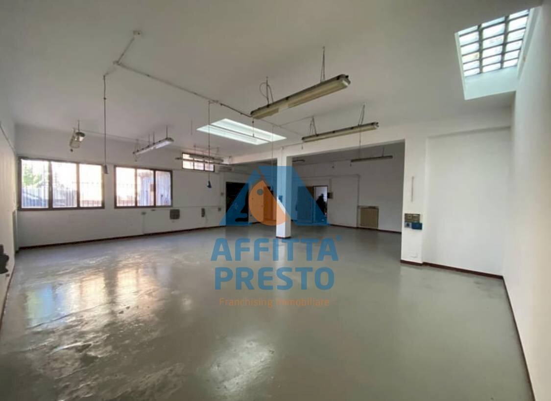 Foto 1 - Capannone Empoli - foto 1