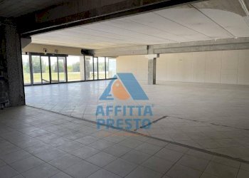Foto 1 - Attività Commerciale San Giuliano Terme - foto 1