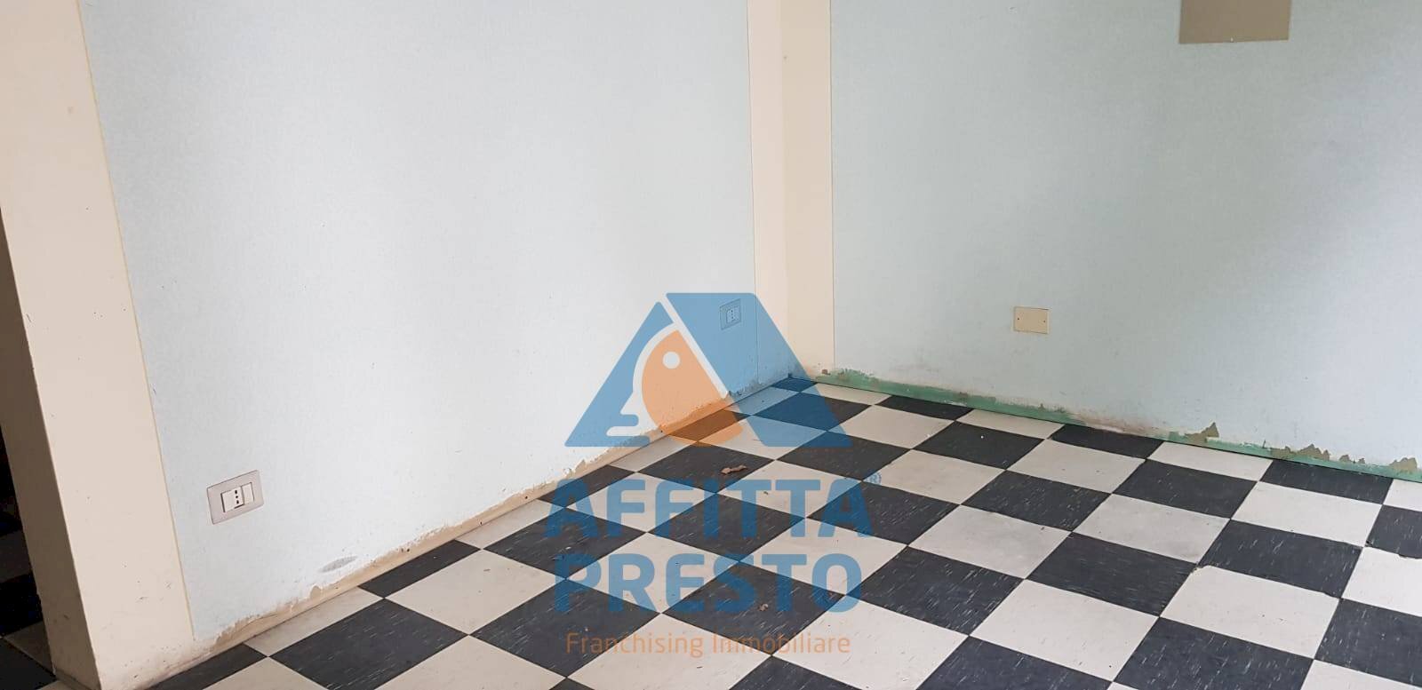 Foto 1 - Negozio Empoli - foto 1