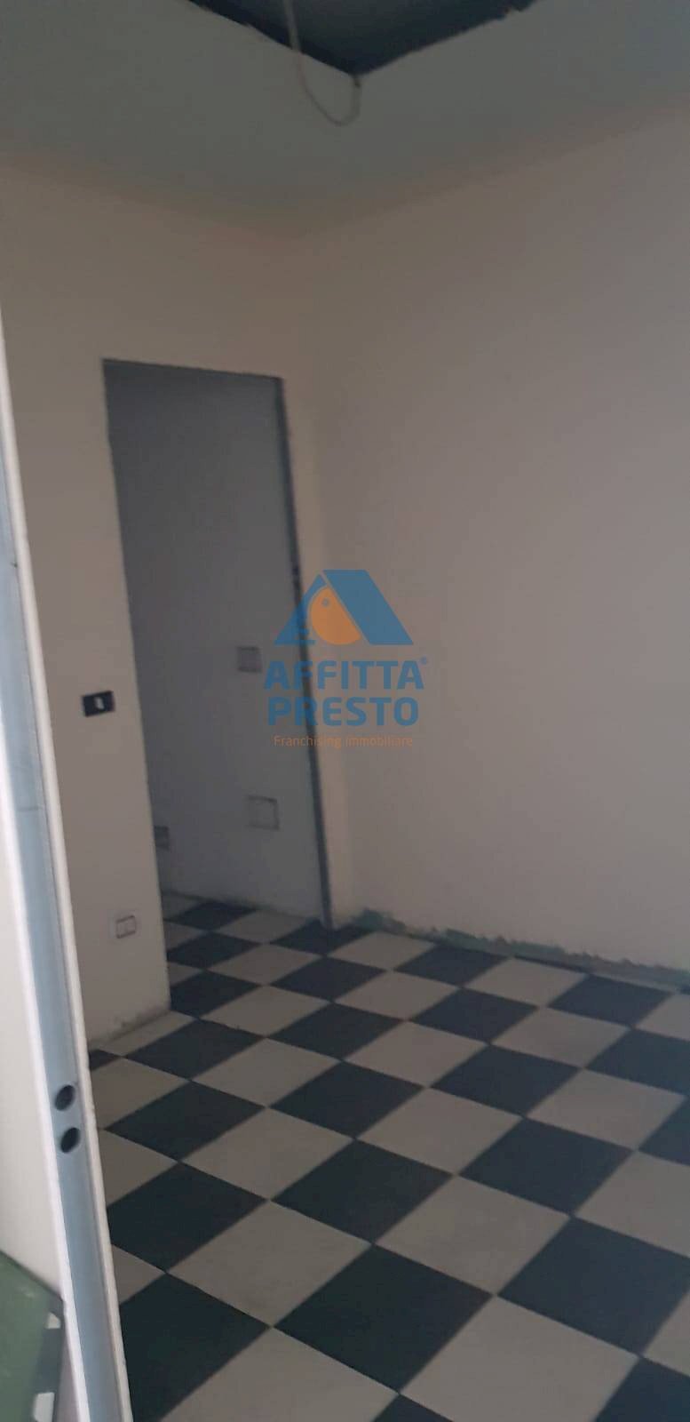 Foto 2 - Negozio Empoli - foto 2