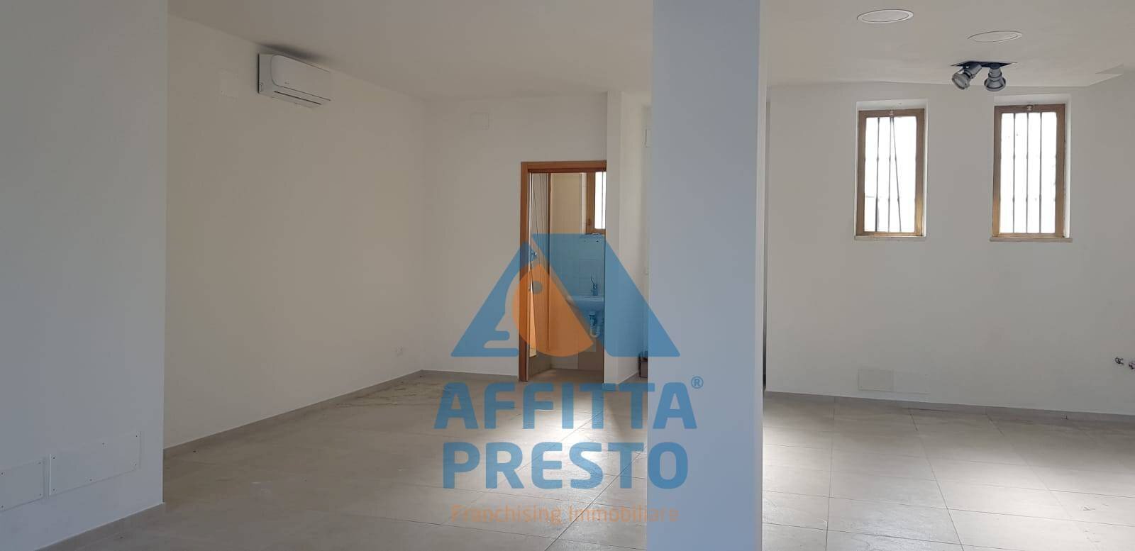 Foto 2 - Commercial Activity Vinci - photo 2