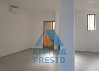 Foto 2 - Commercial Activity Vinci - photo 2