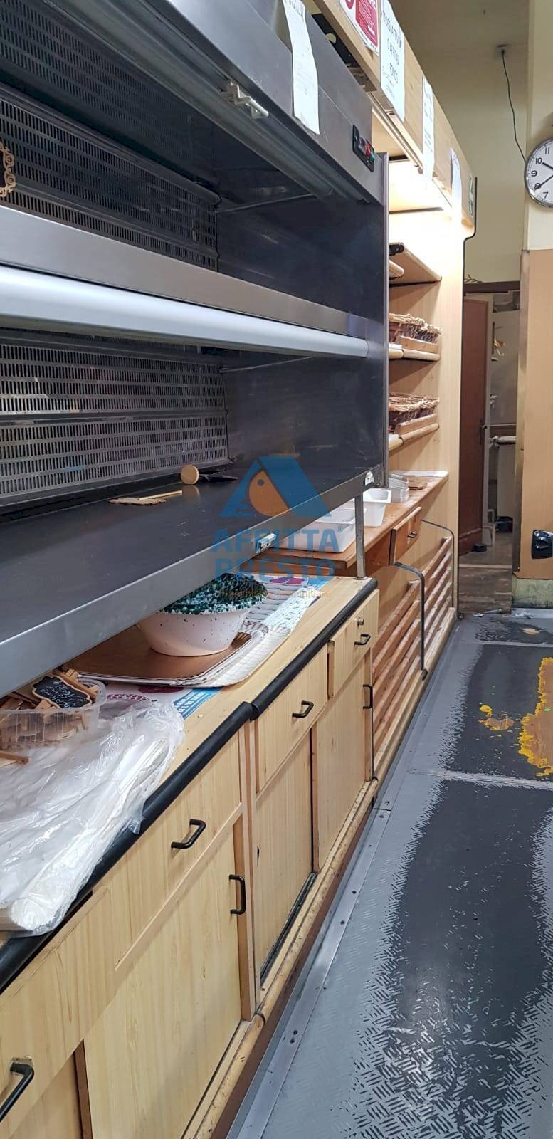 Foto 1 - Commercial Activity Capraia e Limite - photo 1