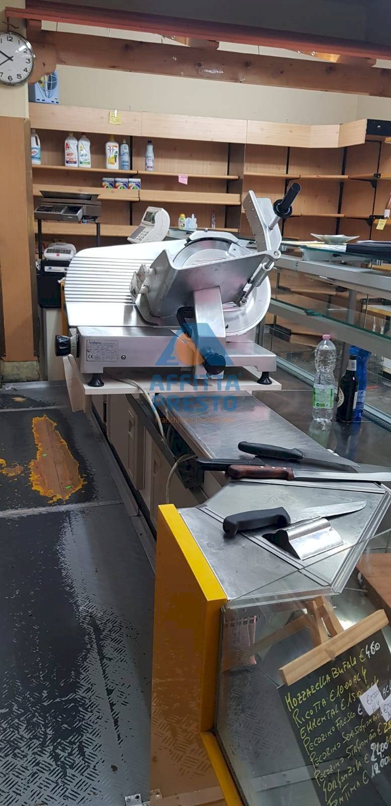 Foto 2 - Commercial Activity Capraia e Limite - photo 2