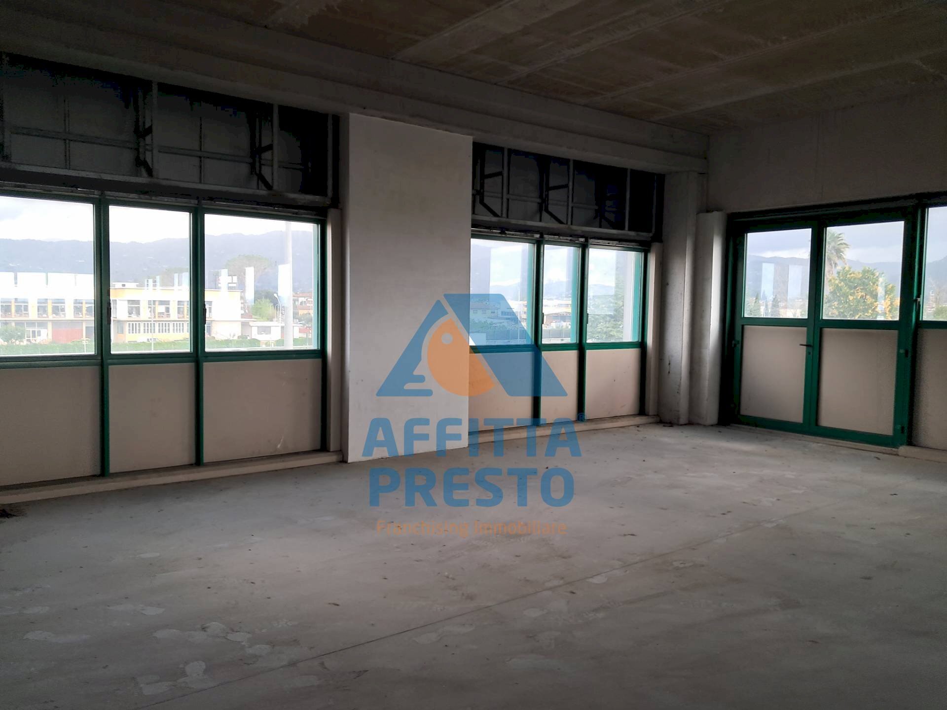 Foto 3 - Attività Commerciale Massa e Cozzile - foto 3