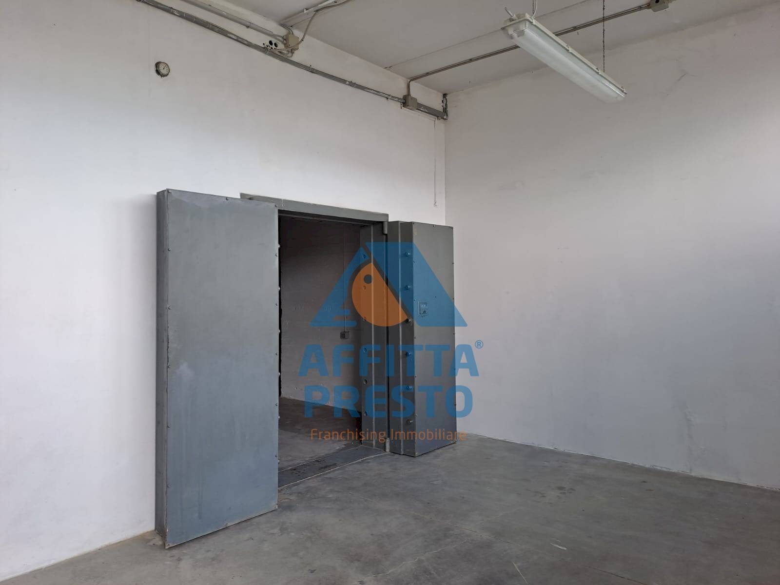 Foto 2 - Magazzino Vinci - foto 2