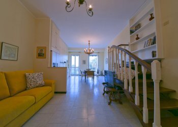 Foto 2 - Trilocale Via Campana, Varazze - foto 2