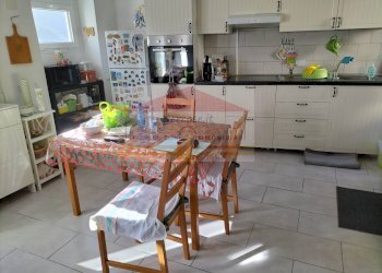 Foto 2 - Quadrilocale vicolo Castello
 
30, Montalto Carpasio - foto 2