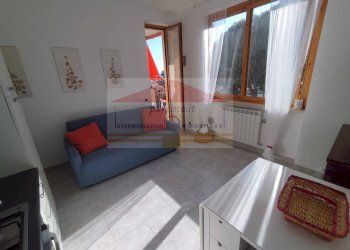 Foto 1 - Bilocale via Piani Paorelli
 
48, Costarainera - foto 1