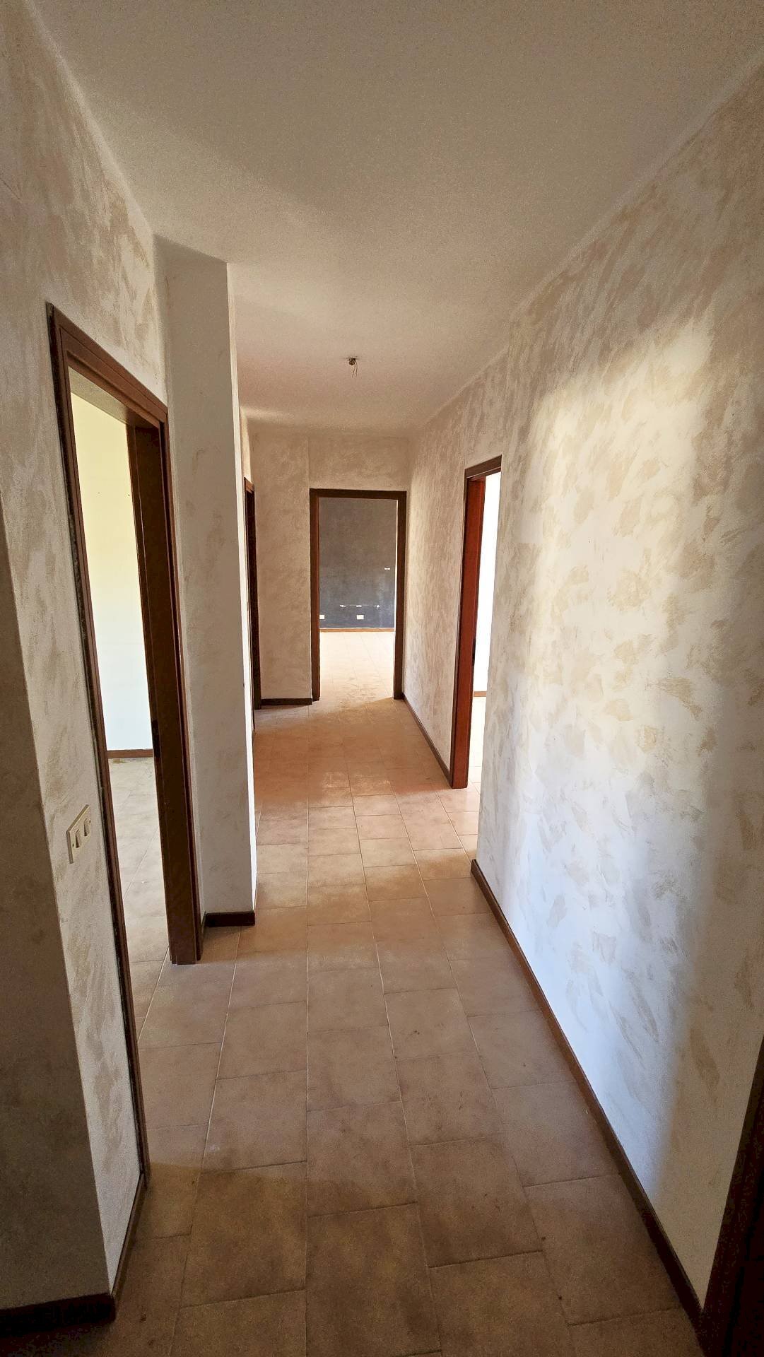 Foto 3 - Trilocale Via Tommaso Fiore
 
15, Valenzano - foto 3