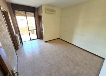 Foto 4 - Trilocale Via Tommaso Fiore
 
15, Valenzano - foto 4